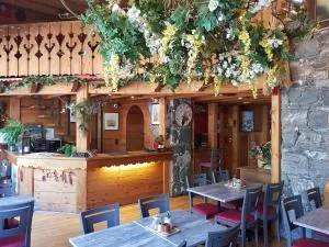 日内瓦酒店 - 雷尼耶