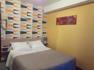 Hotels Hotel des Touristes : photos des chambres