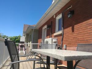 Ambassadors Inn Next Door