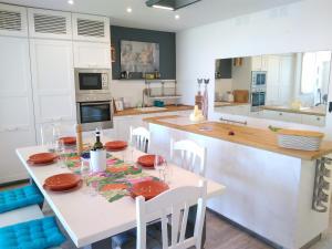 R1100ERI Ramla Bay by euroresort