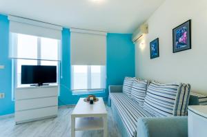 Junior Suite with Sea View - Seagull room in Villa White Dove