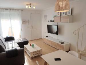 A un paso del mar La Mata