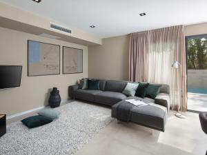 Holiday Home Oliva 1 by Interhome