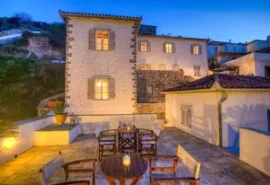 内雷兹旅馆 - 伊兹拉