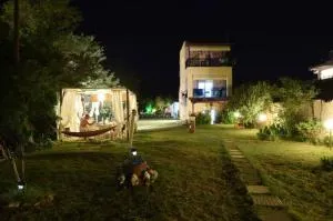 Lia's Beach House - Akti Salonikiou