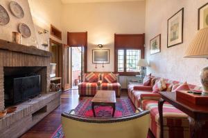 Ultra Luxe Villa w Stunning Pool Paradise