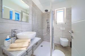 Apartments Mali Nono 