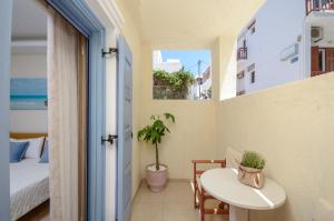  Semi-Basement One-Bedroom Apartment with Balcony