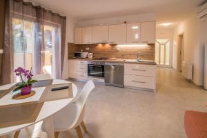 Apartments in Krk - Insel Krk 26807