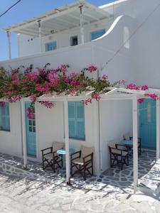 Galanis Place Antiparos Greece