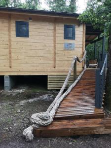 Chalets Camping le Soleil : photos des chambres