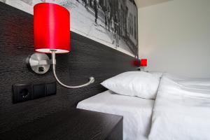 Comfort Twin Room room in Bastion Hotel Amsterdam Noord