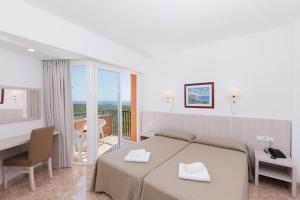 Double Room with Sea View room in HSM Hotel Canarios Park