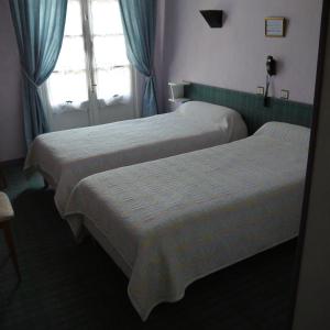 Hotels Hotel Saint-Charles : Chambre Deluxe Double ou Lits Jumeaux