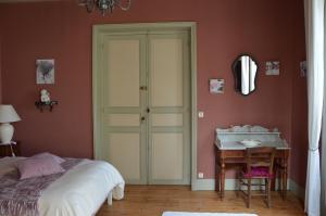 B&B / Chambres d'hotes Logis Des Bessons : photos des chambres