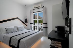 Divelia Hotel Santorini Greece