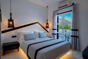 Divelia Hotel Santorini Greece