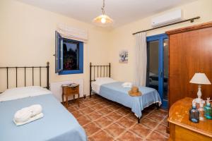 Leventis Villas Complex with Shared Pool Kefalloniá Greece