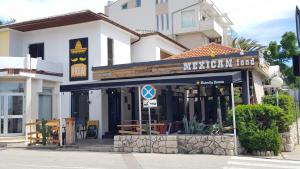 Simic Apartments 