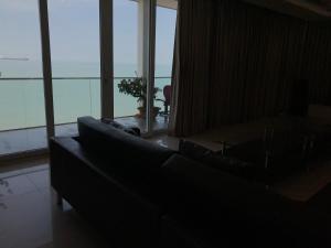 Nancy Sea View Villa 2