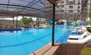 Horizons 101 - Panoramic View by St. Therese