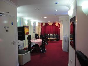 City View Hotel - Roman Road Market
