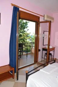 Karatzas - 卡法斯