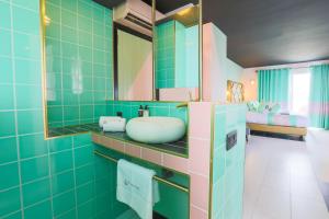 Wi-Ki-Woo Boutique Hotel