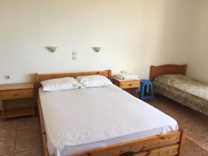 Eugenia travasarou sea view appartments Kythira Greece