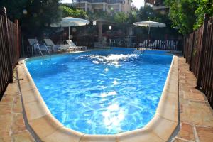 Voula Apartments Aegina Greece