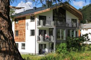 Engadin Lodge PREMIUM & PRIVATE