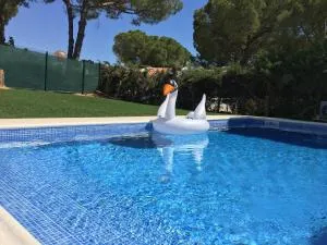 Villa Zen - beautiful private pool-heating option, hot tub, beautiful garden - Branqueira