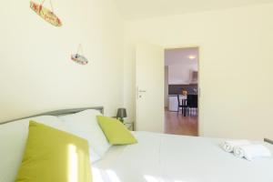 Very Special Apartments