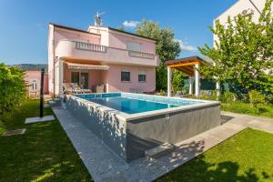 Villa Sweet Home Marija With Heated Pool