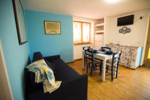 Appartamento in Villa Valentini- Fronte mare, Giardino e Parcheggio privato, WIFI, dotato di tutti i confort, nel Cuore del Golfo di Gaeta