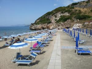 Appartamento in Villa Valentini- Fronte mare, Giardino e Parcheggio privato, WIFI, dotato di tutti i confort, nel Cuore del Golfo di Gaeta