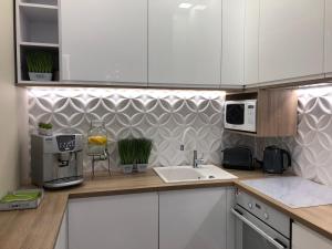 Family & Business Elegant Apartments ul Warszawska - 2 Bedroom, Balcony, Parking