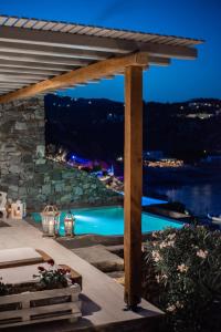 Etesians Luxury Suites Myconos Greece