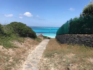 Casa La Pelosa Beach