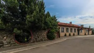 Zajazd Różany - Strzelce