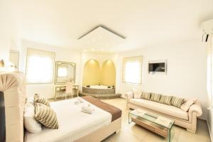 Queen Boutique Suites Myconos Greece