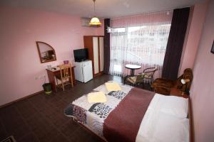 Zoya Guest House