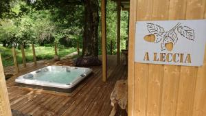 Chalets Camping le Soleil : photos des chambres