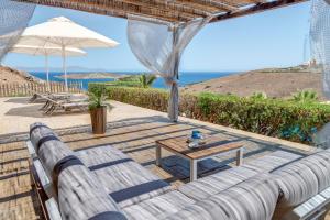 Sunrise Beach Suites Syros Greece