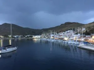 Hotel Karthea - 科里夏