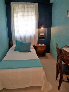 Single Room room in Hotel Carvajal
