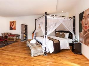 Villa Candi Kecil Tujuh by Villa Finder