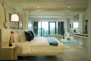 湛藍海岸民宿 Azure-零泊預約居-這個夏天有點藍--墾丁南灣沙灘-可包棟-國旅卡特約店 - Ta-pan-lieh