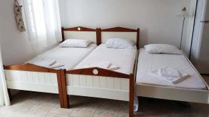Nesaea Studio Tinos Greece