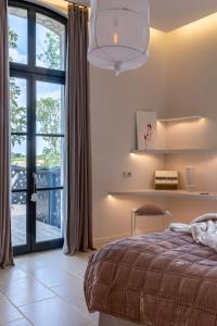 Hotels Domaine Tarbouriech, Hotel & Spa : Suite Lit King-Size avec Balcon